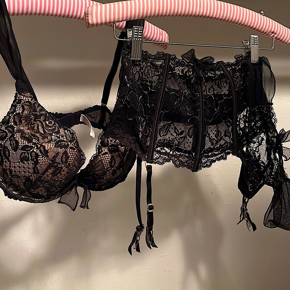 Victoria’s Secret bra and garter set limited edition, extremely rare